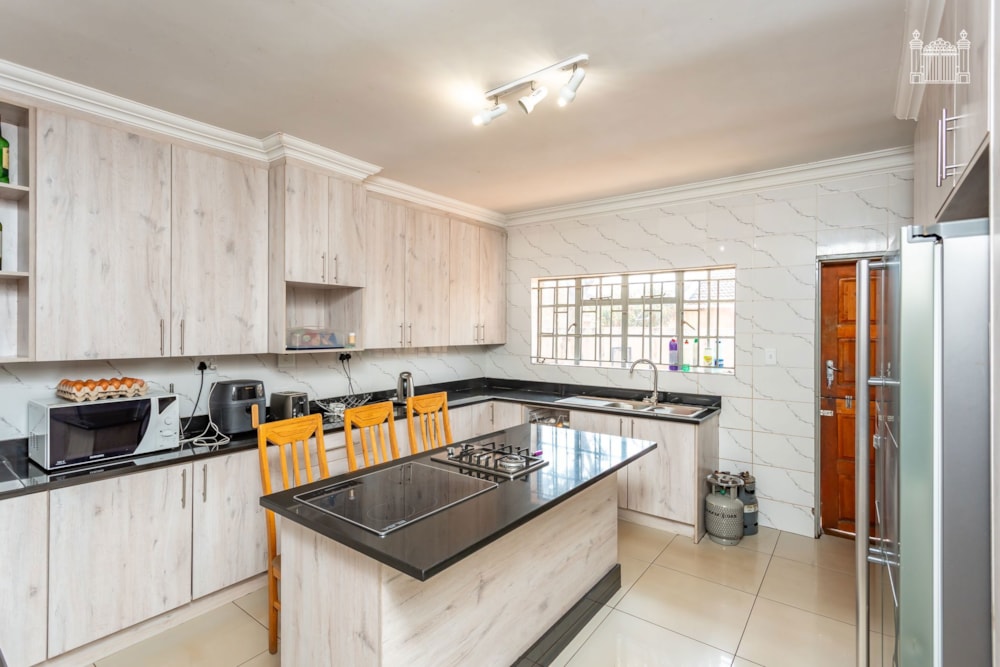 House for sale in Westgate, Harare West, Zimbabwe - 3ZB1745932 House for sale in Westgate, Harare West, Zimbabwe - 3ZB1745932