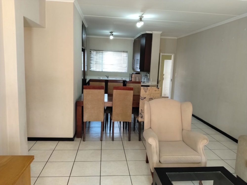 Apartment to rent in Paulshof - FYL1746053 Apartment to rent in Paulshof - FYL1746053