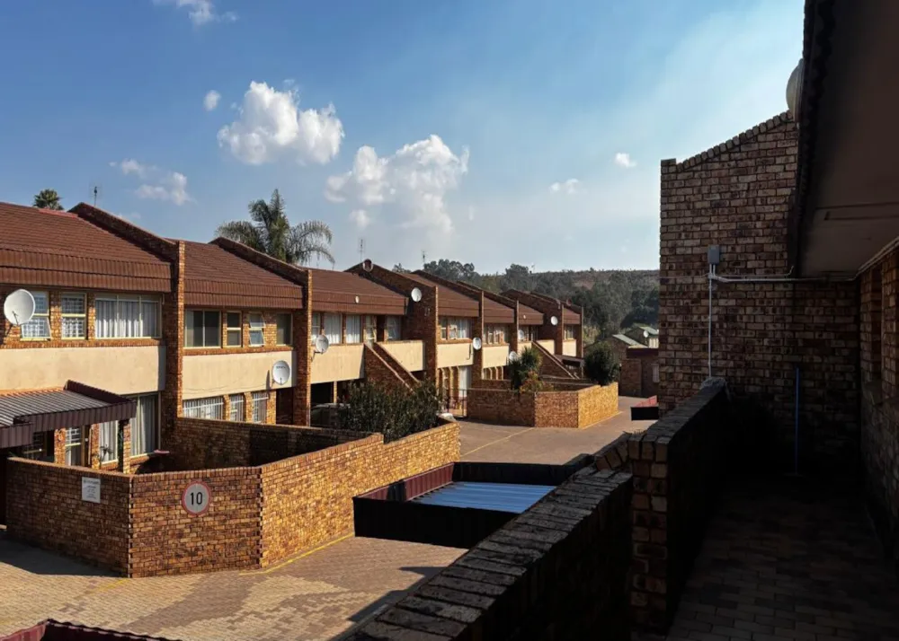 Townhouse for sale in Middelburg Central (Mpumalanga Central)  - 1MD1746058