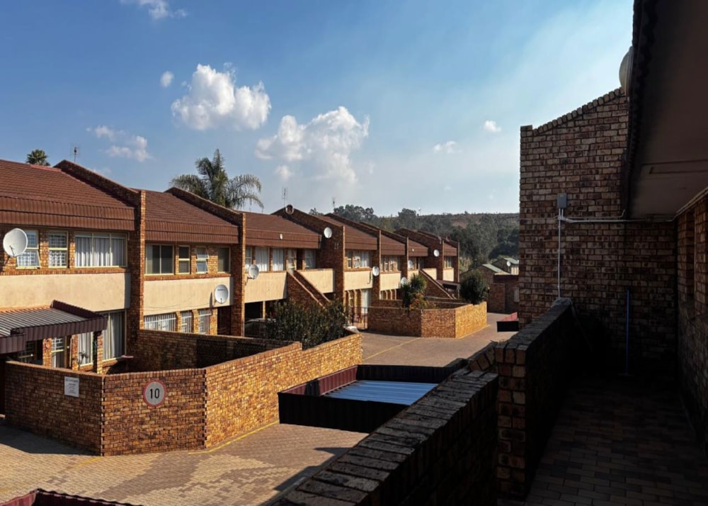Townhouse for sale in Middelburg Central (Mpumalanga Central) - 1MD1746058 Townhouse for sale in Middelburg Central (Mpumalanga Central) - 1MD1746058