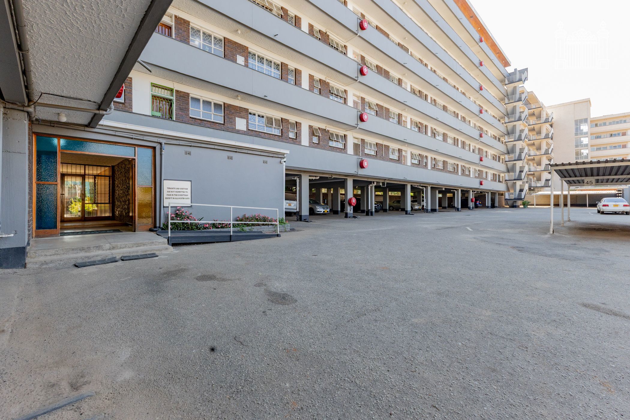 Apartment for sale in Harare, Zimbabwe - 3ZB1748496
