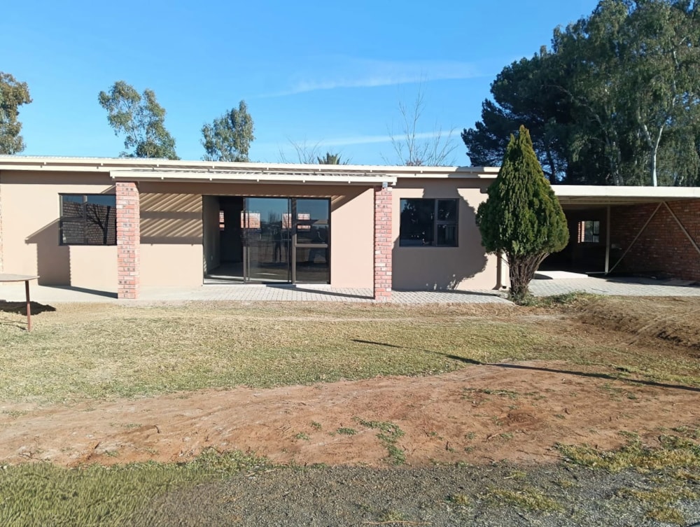 Townhouse to rent in Langenhovenpark - 1BX1746088 Townhouse to rent in Langenhovenpark - 1BX1746088