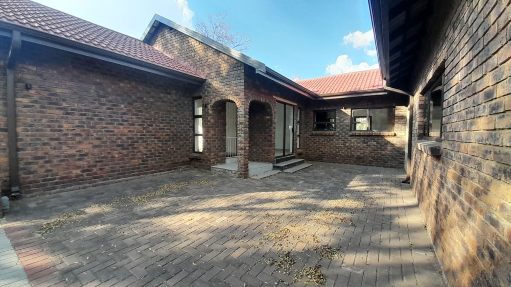 House for sale in Vanderbijlpark SE 3 - 1VT1746143 House for sale in Vanderbijlpark SE 3 - 1VT1746143
