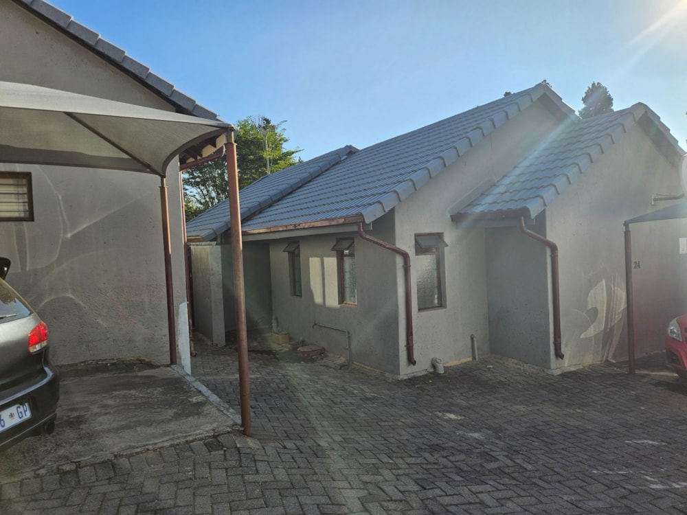 Townhouse for sale in Corlett Gardens - BED1746165