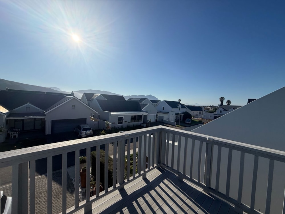 Apartment to rent in Westcliff, Hermanus - SWL1746180 Apartment to rent in Westcliff, Hermanus - SWL1746180
