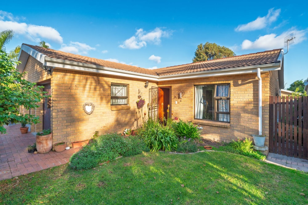 Townhouse to rent in Brackenfell - HYL1746457 Townhouse to rent in Brackenfell - HYL1746457