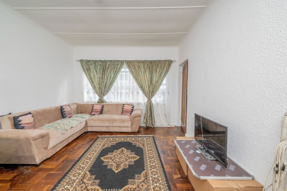 Multi-storey apartment for sale in Goodwood Estate - 1AH1746444