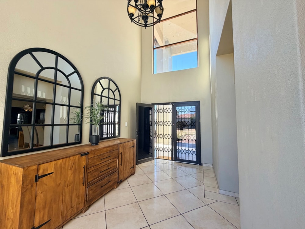Double-storey house for sale in Three Rivers East - 1VT1748471 Double-storey house for sale in Three Rivers East - 1VT1748471
