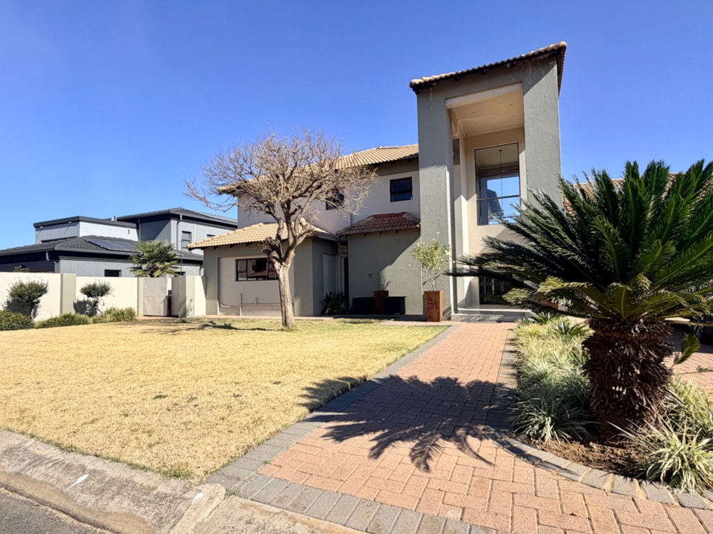 Double-storey house for sale in Three Rivers East - 1VT1748471 Double-storey house for sale in Three Rivers East - 1VT1748471