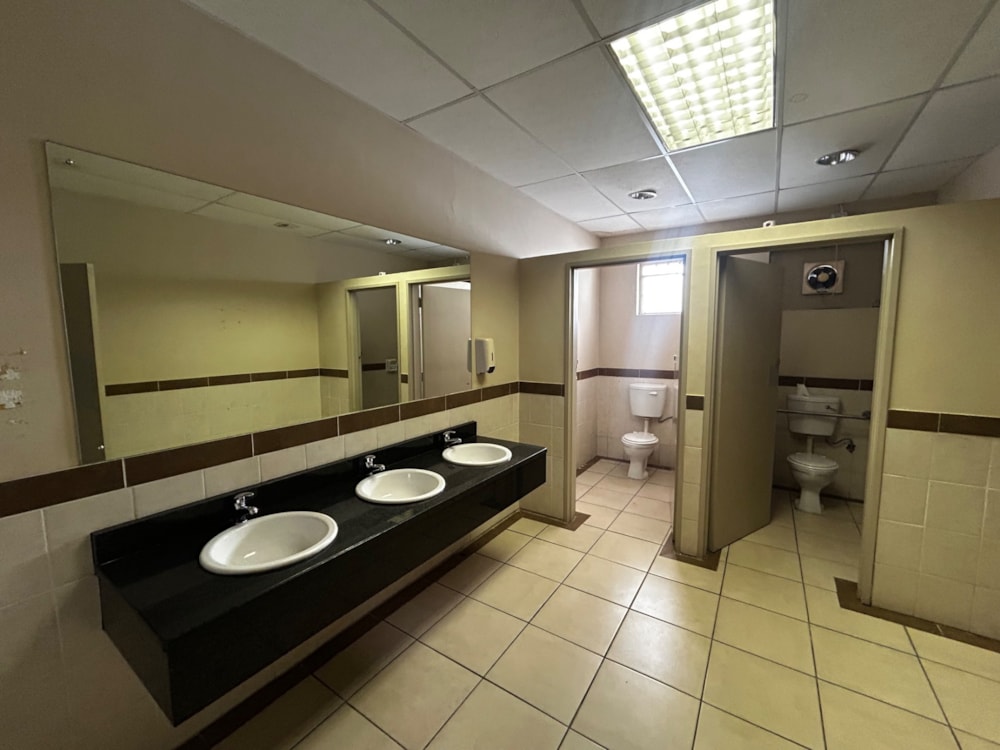 Commercial Building to rent in Kimberley - 1KJ1746275 Commercial Building to rent in Kimberley - 1KJ1746275