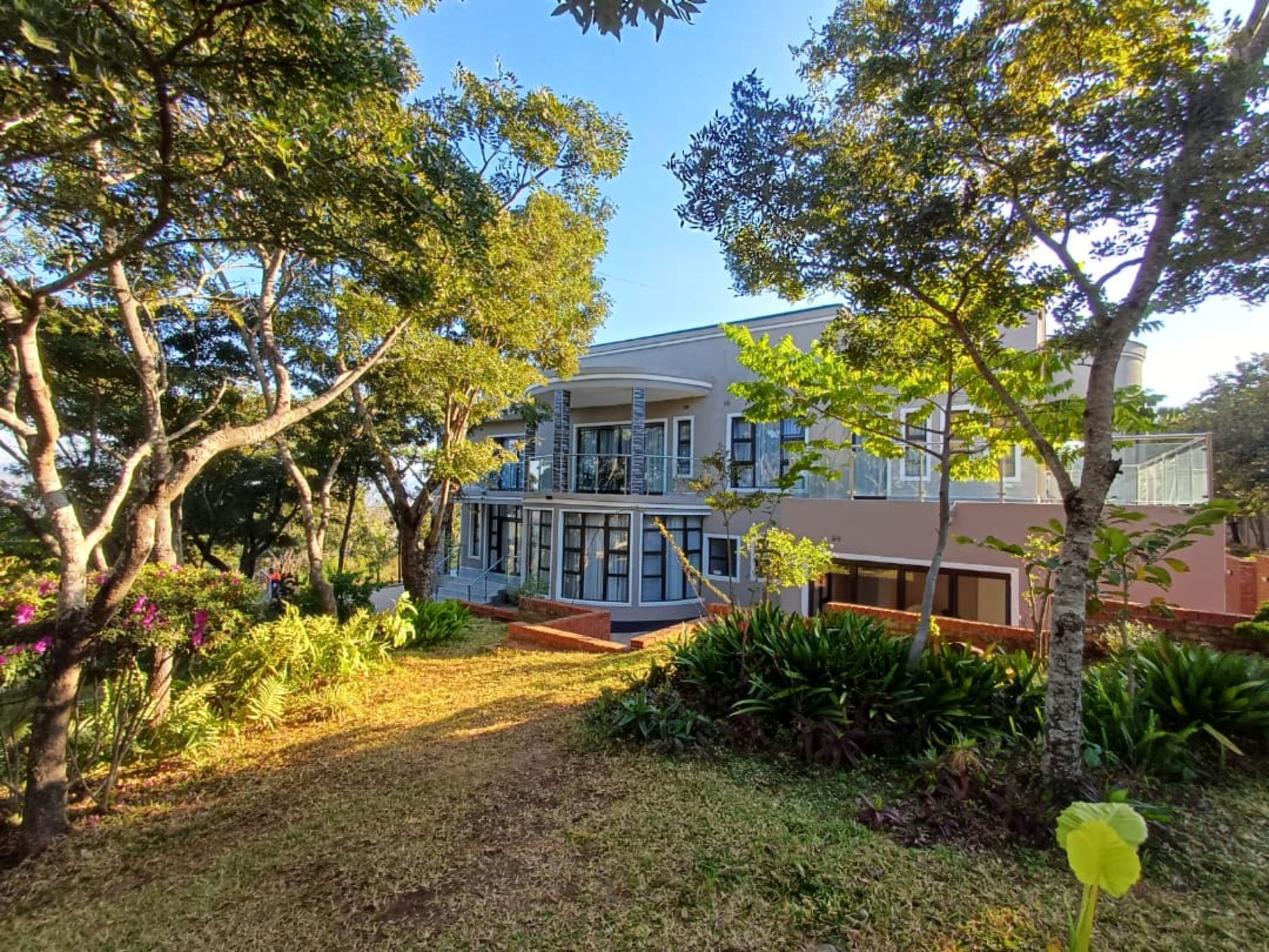 Double-storey house for sale in Mutare, Zimbabwe - 3ZB1746563