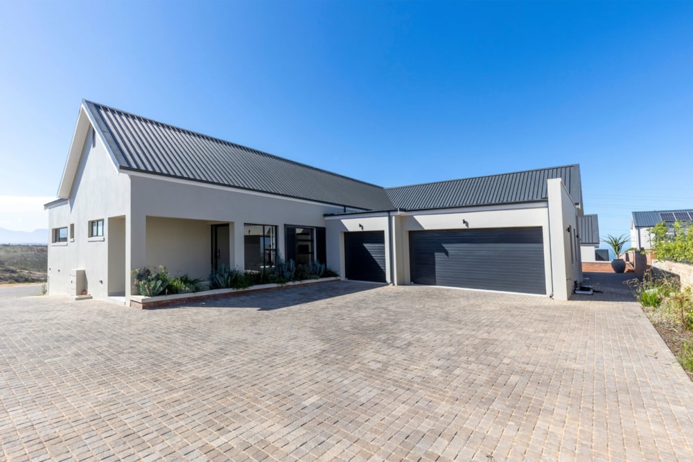 House to rent in Renosterbos Estate - 1MB1746418 House to rent in Renosterbos Estate - 1MB1746418