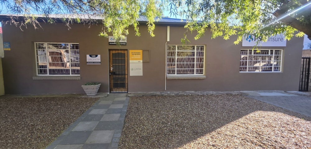 House for sale in Cradock - 1KK1746426 House for sale in Cradock - 1KK1746426