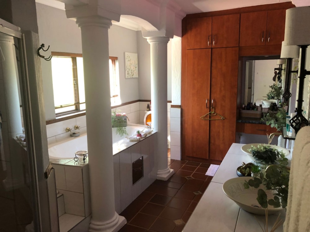 House for sale in Nelspruit Ext 13 - 1NS1746979