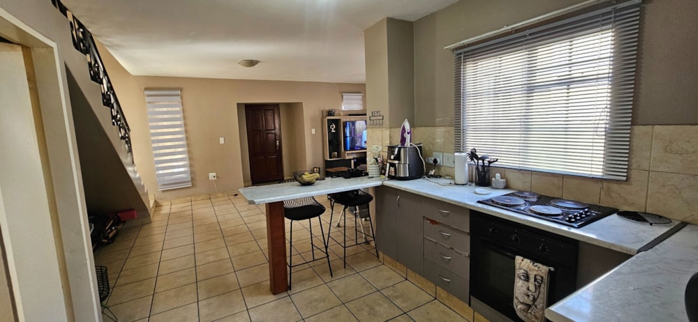 Double-storey cluster for sale in Brakpan North - 1BJ1746488 Double-storey cluster for sale in Brakpan North - 1BJ1746488