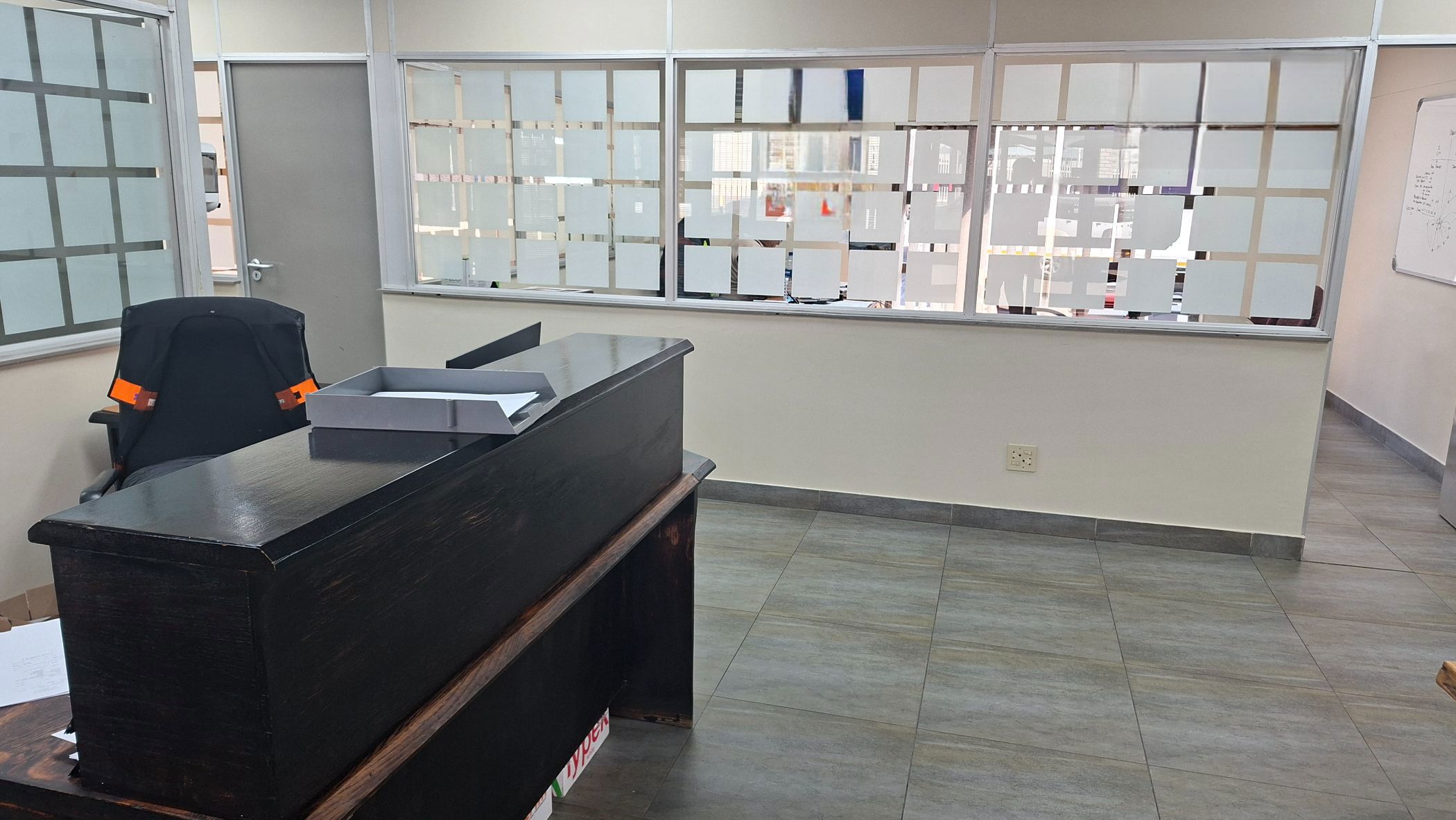 Commercial industrial property to rent in Windhoek, Namibia - 3NM1746460