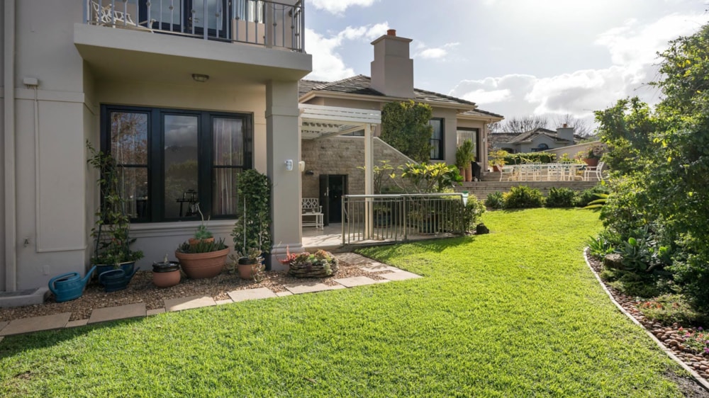 House to rent in Montclair, Somerset West - SWL1746625 House to rent in Montclair, Somerset West - SWL1746625