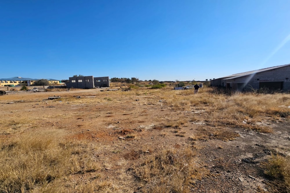 Commercial Building for sale in Donnington, Zimbabwe - 3ZB1746472 Commercial Building for sale in Donnington, Zimbabwe - 3ZB1746472