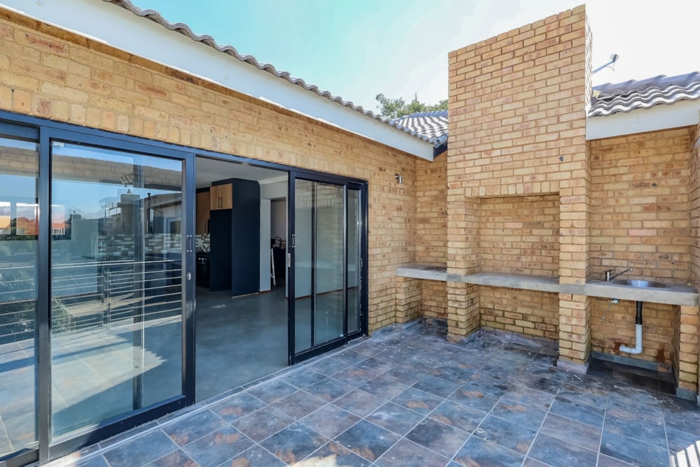 Golf estate house to rent in Magalies Golf Estate - 1HR1746540 Golf estate house to rent in Magalies Golf Estate - 1HR1746540