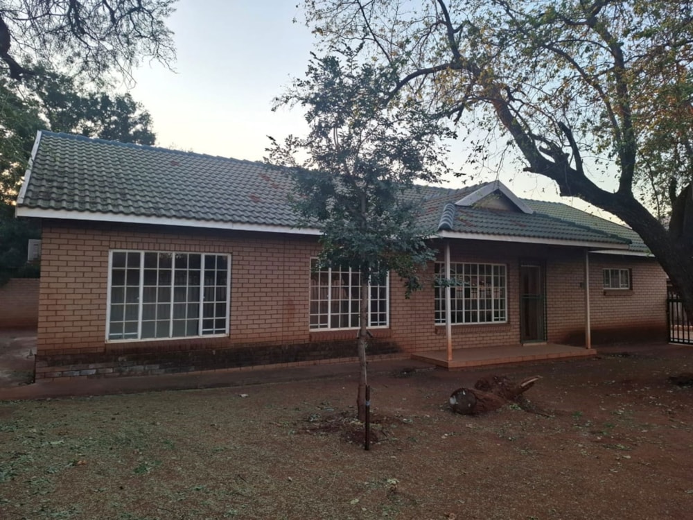 House to rent in Thabazimbi - 1ER1746541 House to rent in Thabazimbi - 1ER1746541