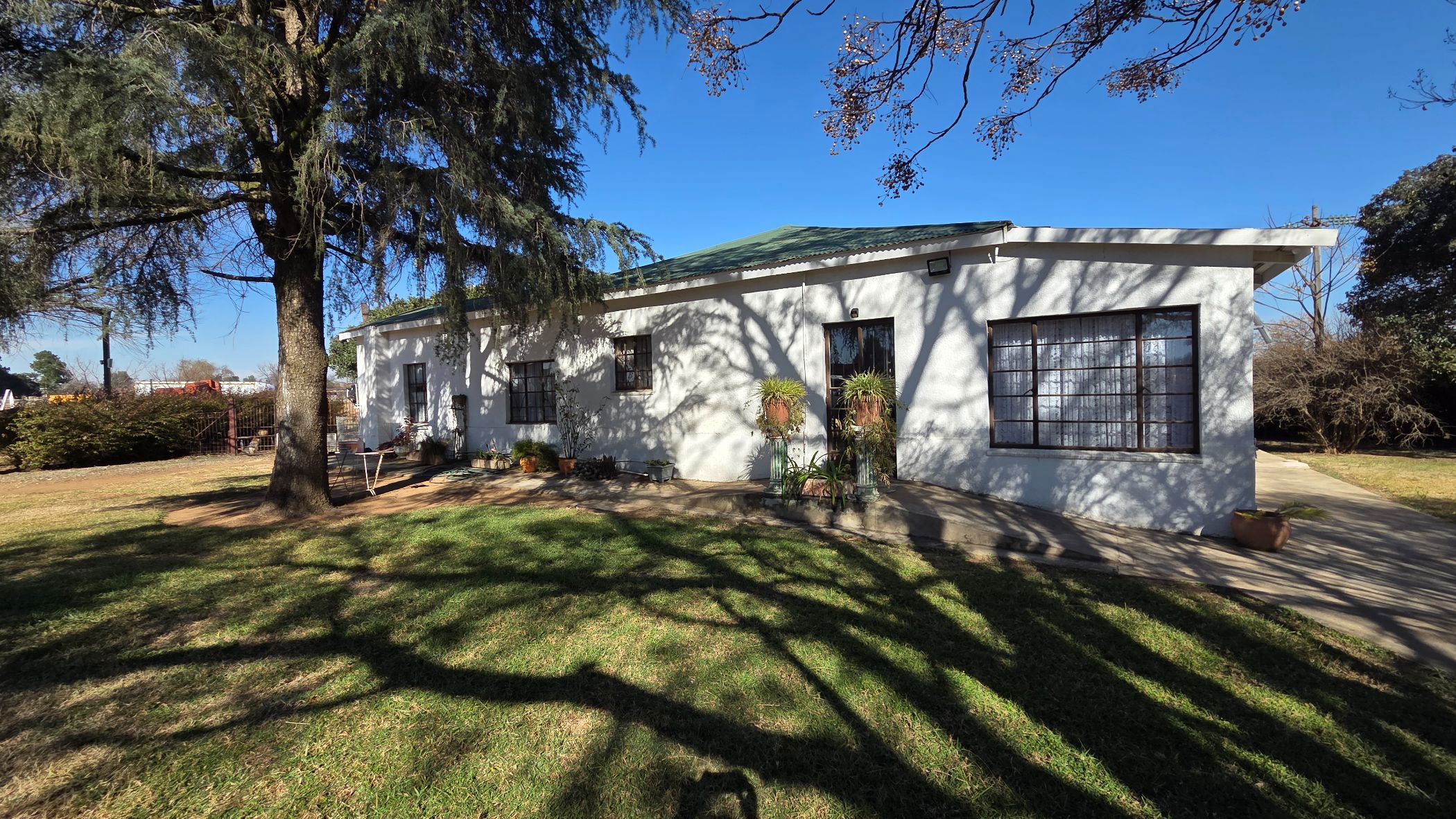 Smallholding for sale in Hallgate AH - 1SP1746690