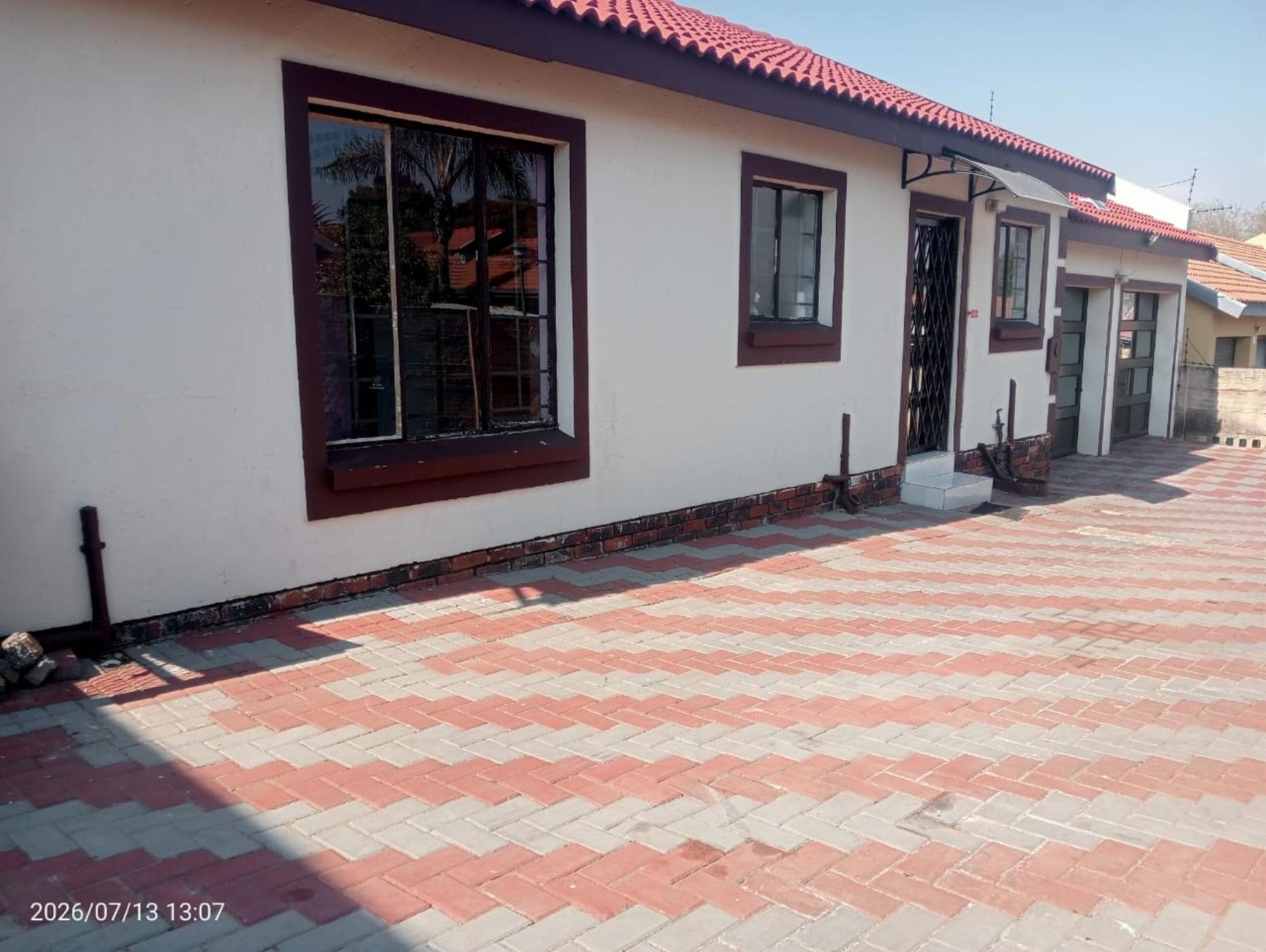 Security estate home to rent in Union - 1GV1748631