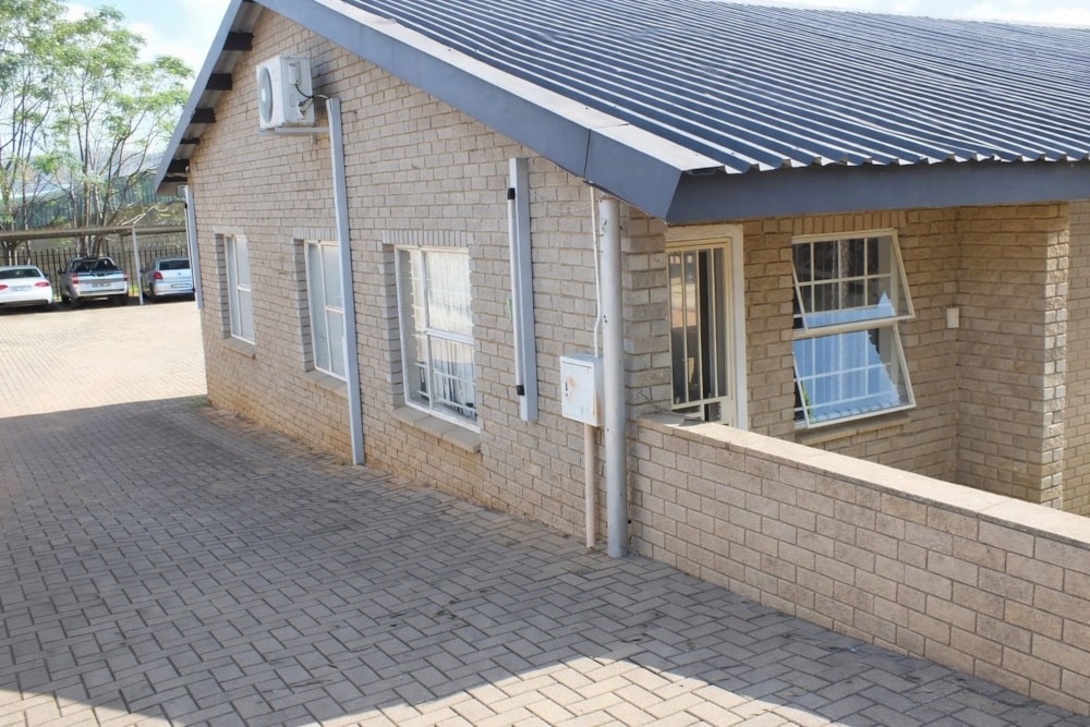 Commercial industrial property for sale in White River - 1WR1746668
