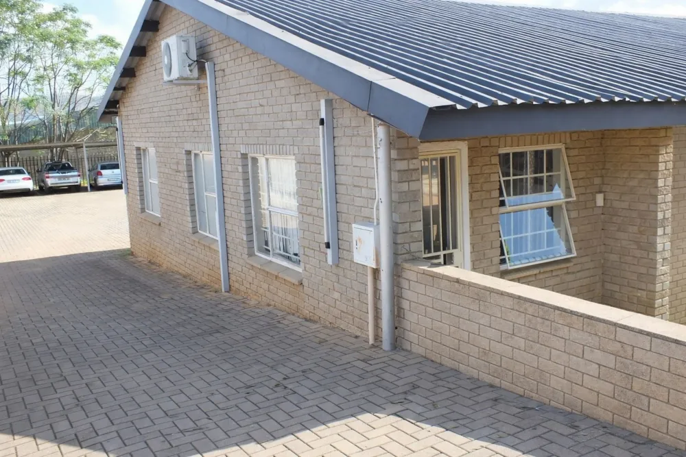 Commercial industrial property for sale in White River - 1WR1746668 Commercial industrial property for sale in White River - 1WR1746668