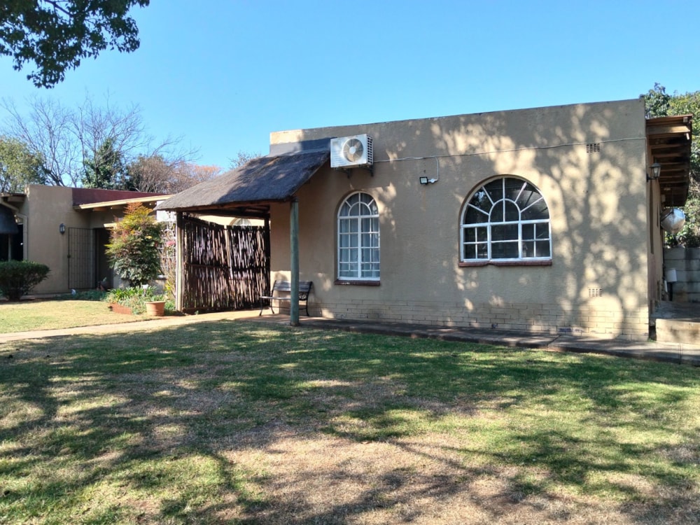 Smallholding for sale in Glen Donald - 1VT1747123