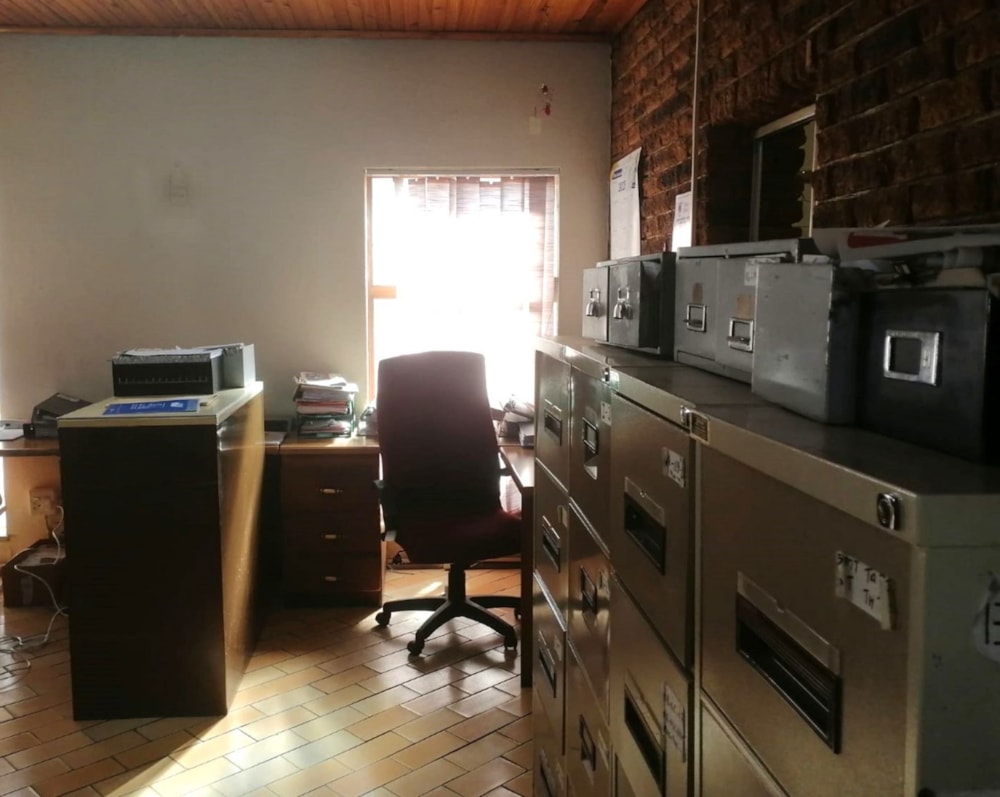 Commercial Building to rent in Springs Central - 1SP1746666