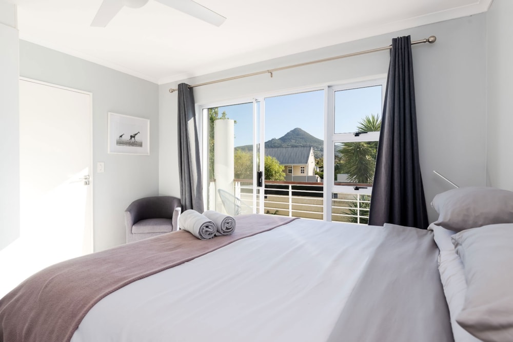 Townhouse to rent in Hout Bay - HYL1746674 Townhouse to rent in Hout Bay - HYL1746674