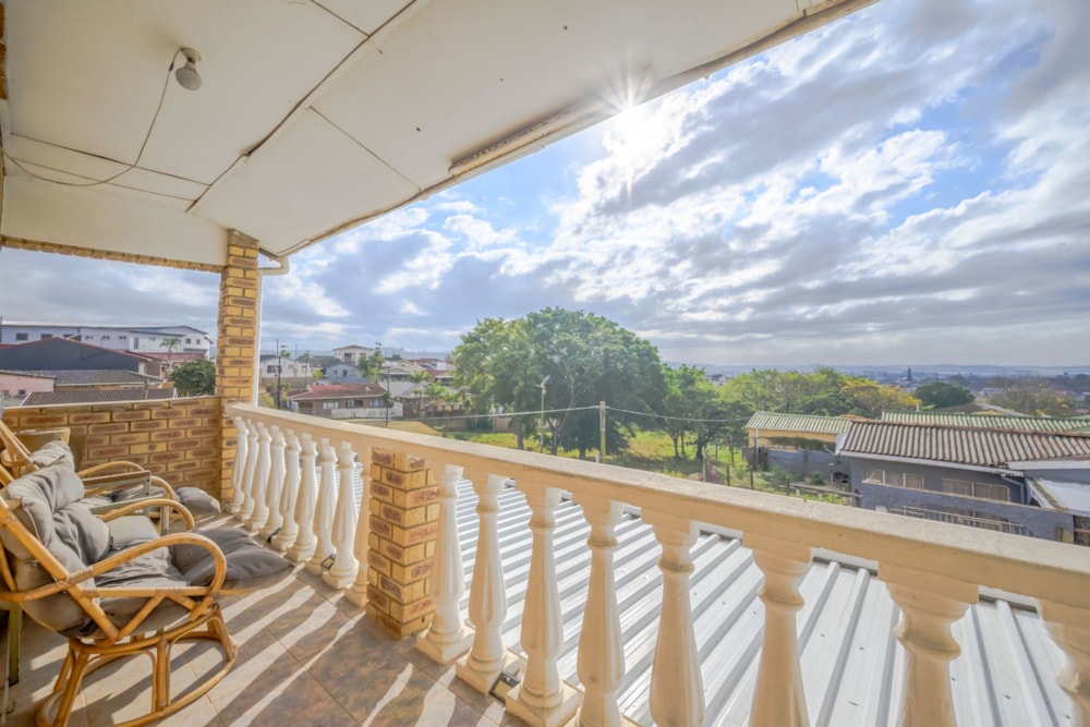 House for sale in Phoenix, KwaZulu-Natal - 1ND1746761 House for sale in Phoenix, KwaZulu-Natal - 1ND1746761