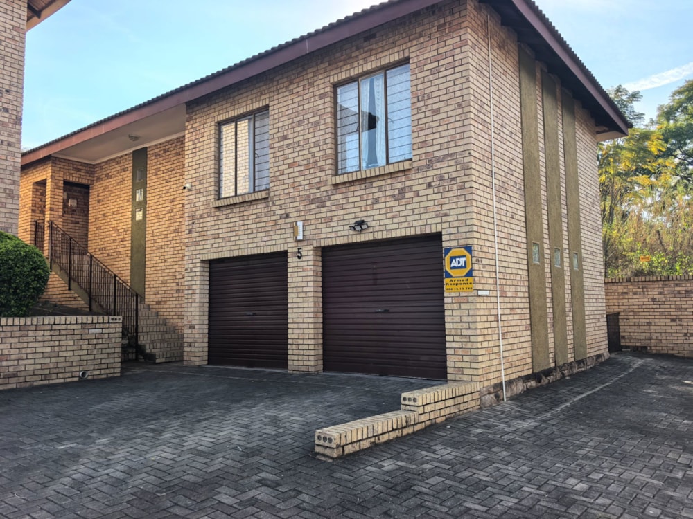 House for sale in Stonehenge - 1NS1746760 House for sale in Stonehenge - 1NS1746760