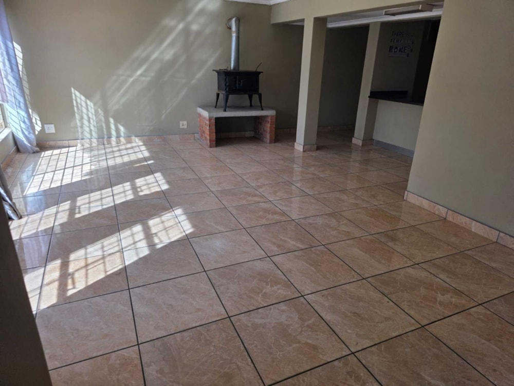 Double-storey apartment to rent in Middelburg Central (Mpumalanga Central) - 1MD1746783 Double-storey apartment to rent in Middelburg Central (Mpumalanga Central) - 1MD1746783