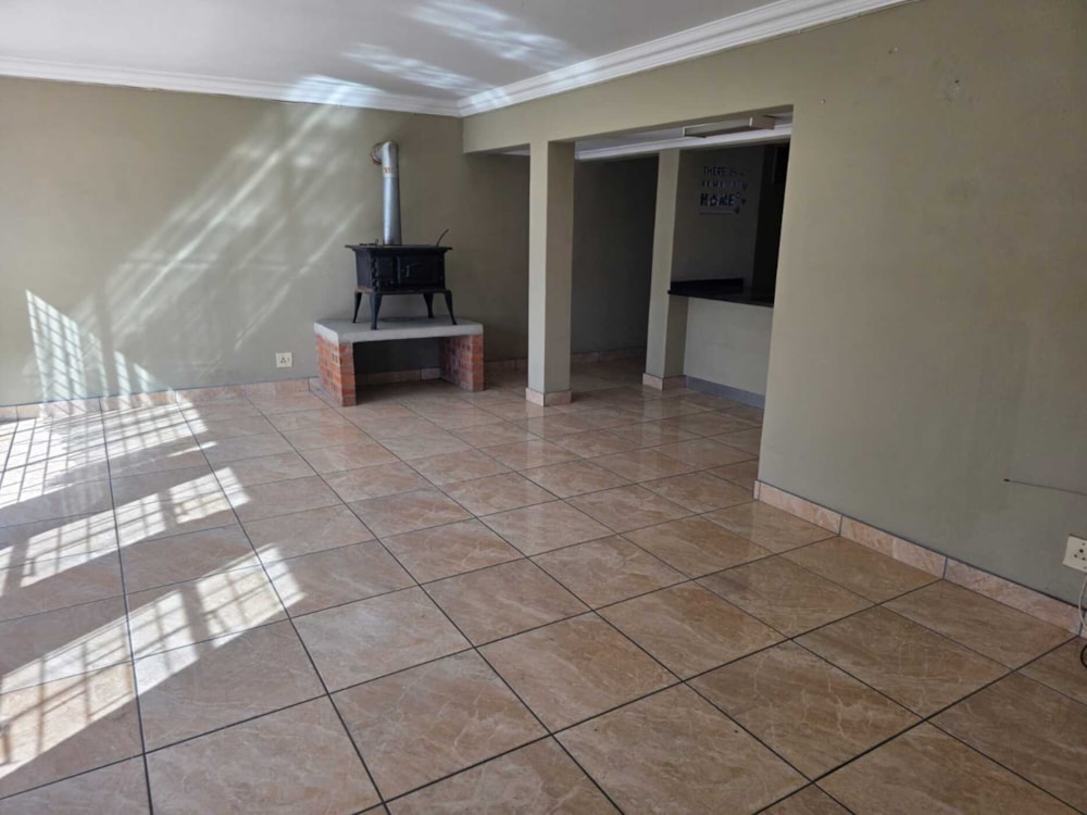 Double-storey apartment to rent in Middelburg Central (Mpumalanga Central) - 1MD1746783 Double-storey apartment to rent in Middelburg Central (Mpumalanga Central) - 1MD1746783