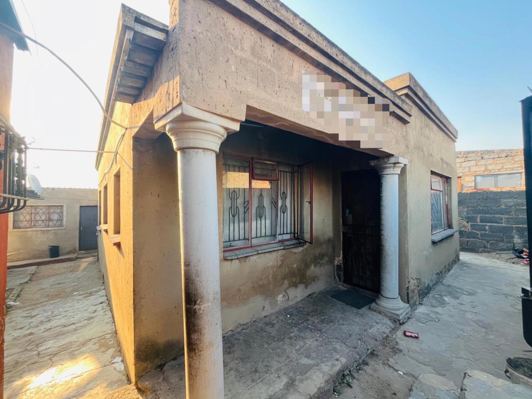 House for sale in Tembisa - KTP1746845