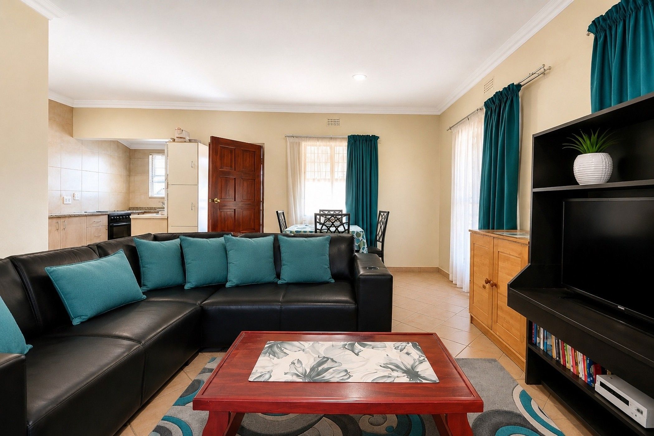 House for sale in Nederland Park - 1EM1746984