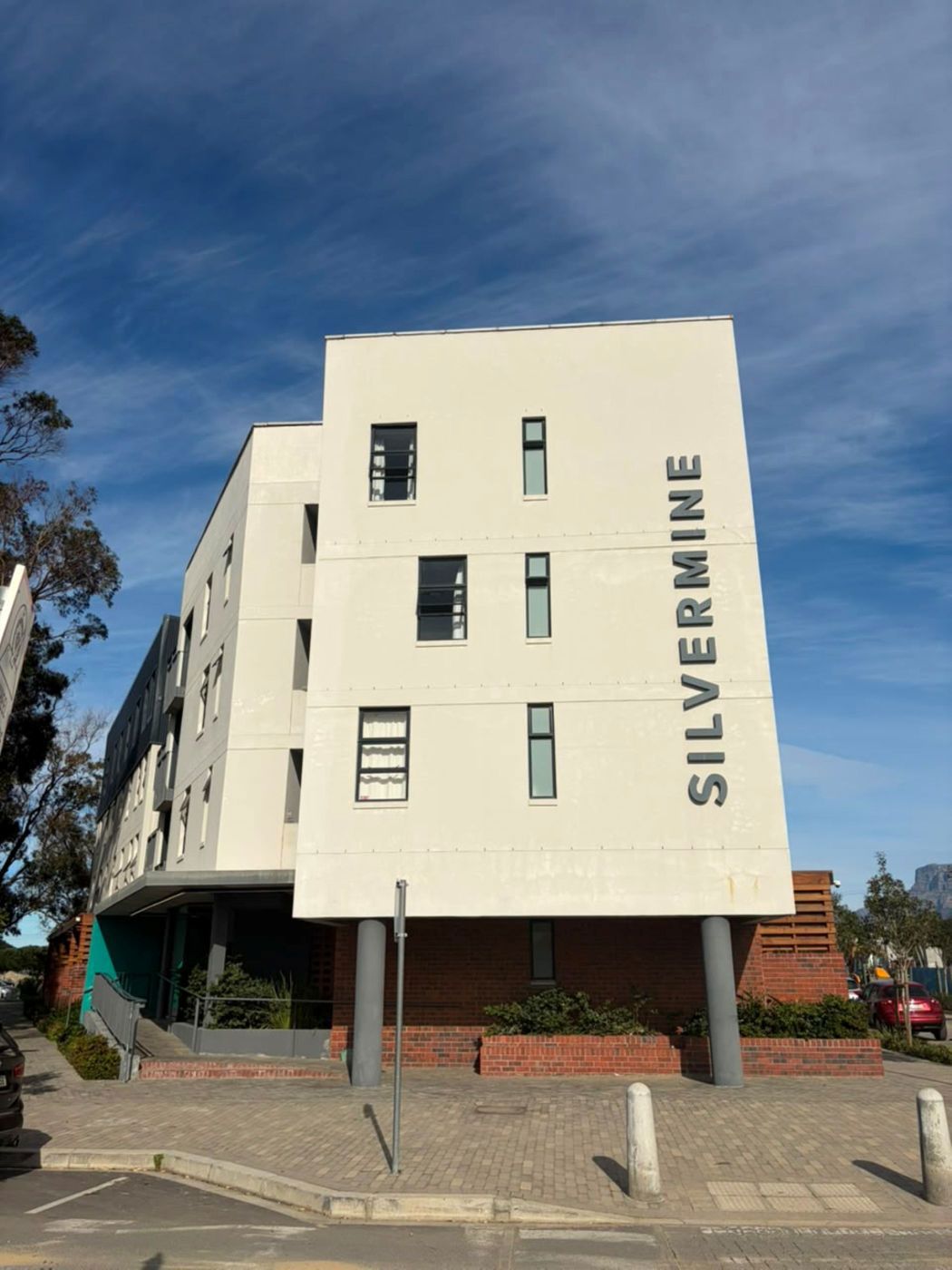 House to rent in Pinelands, Cape Town - 1AH1747012