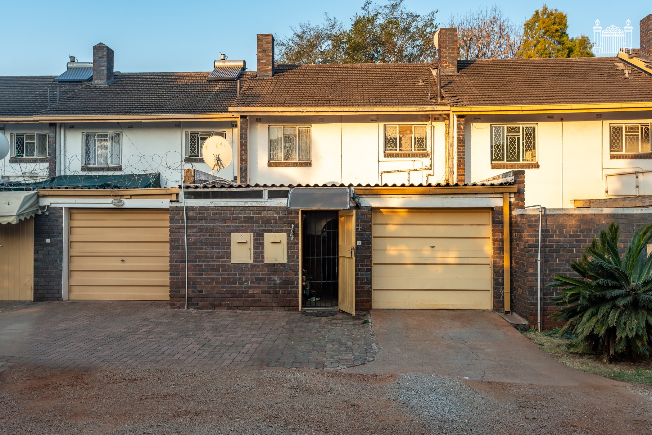 Double-storey cluster for sale in Harare, Zimbabwe - 3ZB1746927