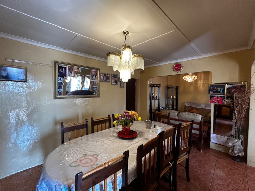 House for sale in Homevale - 1KJ1746918