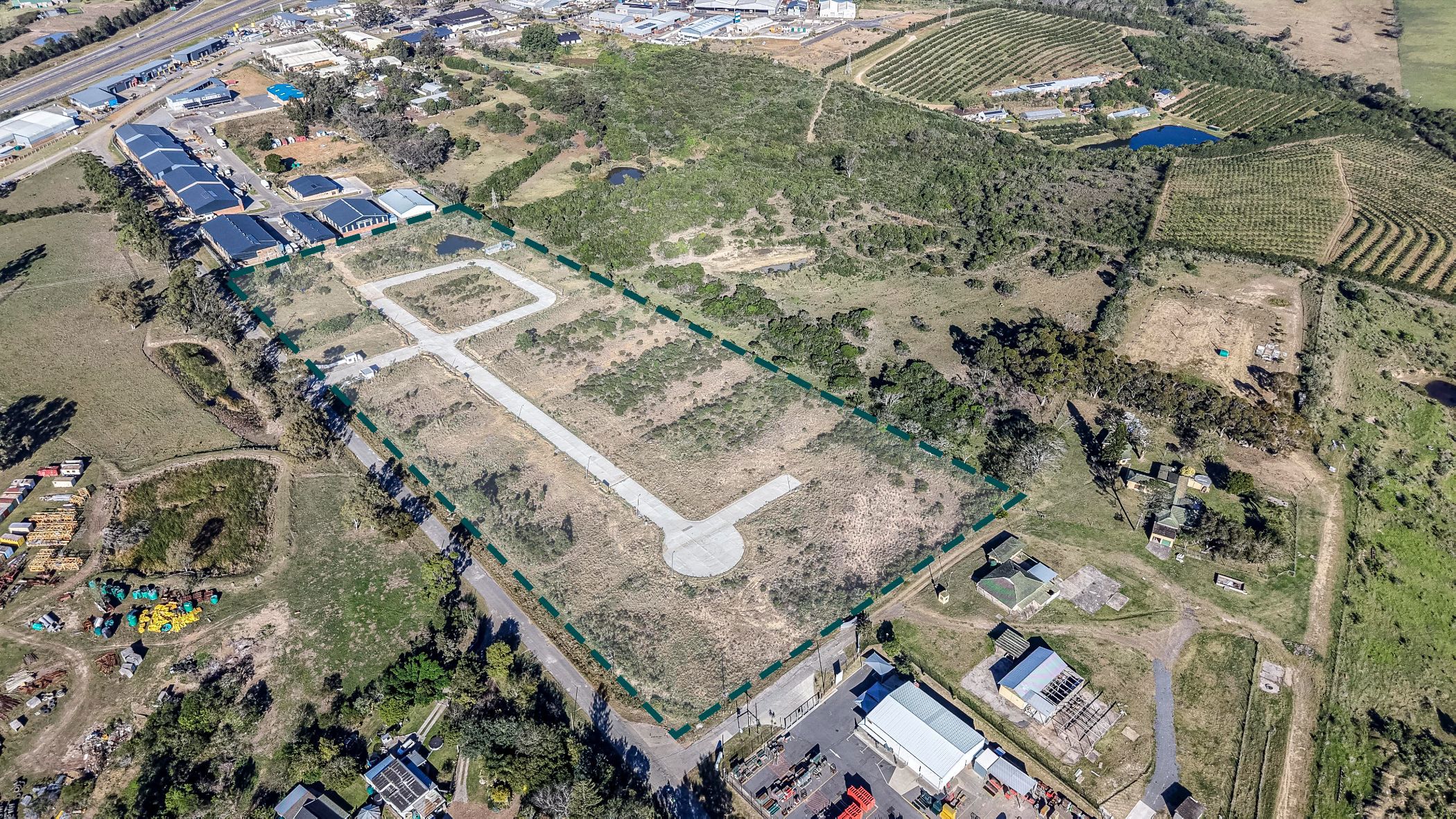 Commercial industrial property for sale in Quenera - 1EZ1747364
