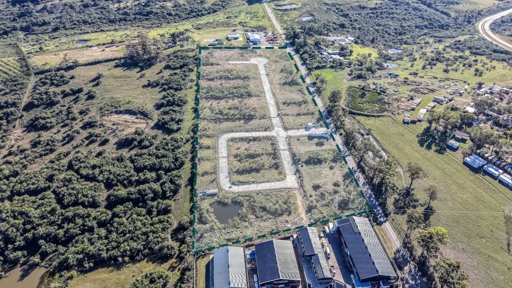 Commercial industrial property for sale in Quenera - 1EZ1747364