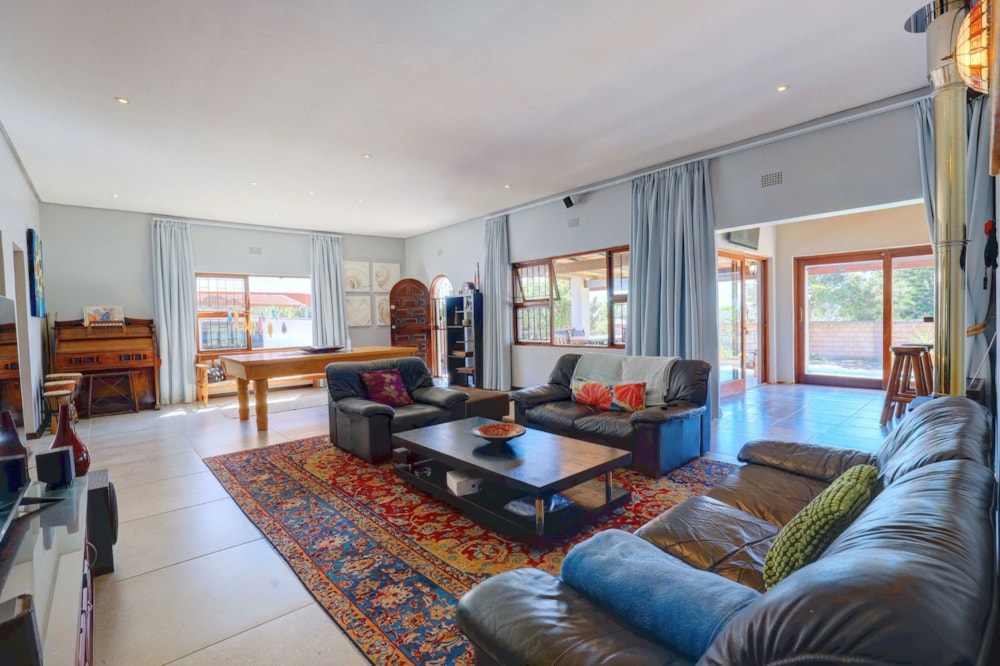 House for sale in Mossel Bay Central - 1MB1747190