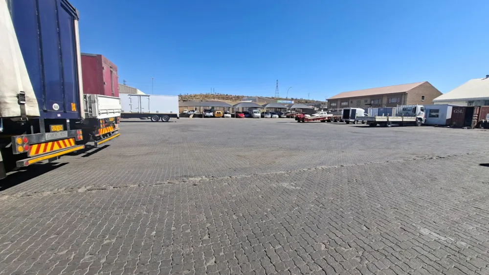 Commercial industrial property for sale in Northern Industrial Area, Namibia - 3NM1747027