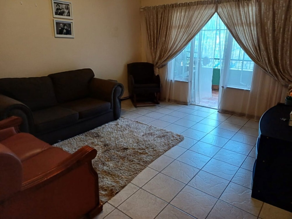 Apartment to rent in Belgravia, Kimberley - 1KJ1747071 Apartment to rent in Belgravia, Kimberley - 1KJ1747071