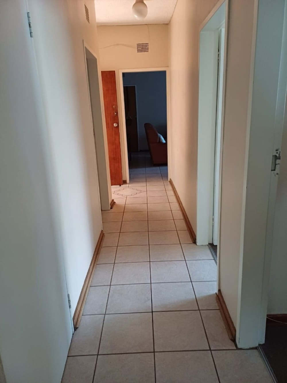 Apartment to rent in Belgravia, Kimberley - 1KJ1747071 Apartment to rent in Belgravia, Kimberley - 1KJ1747071