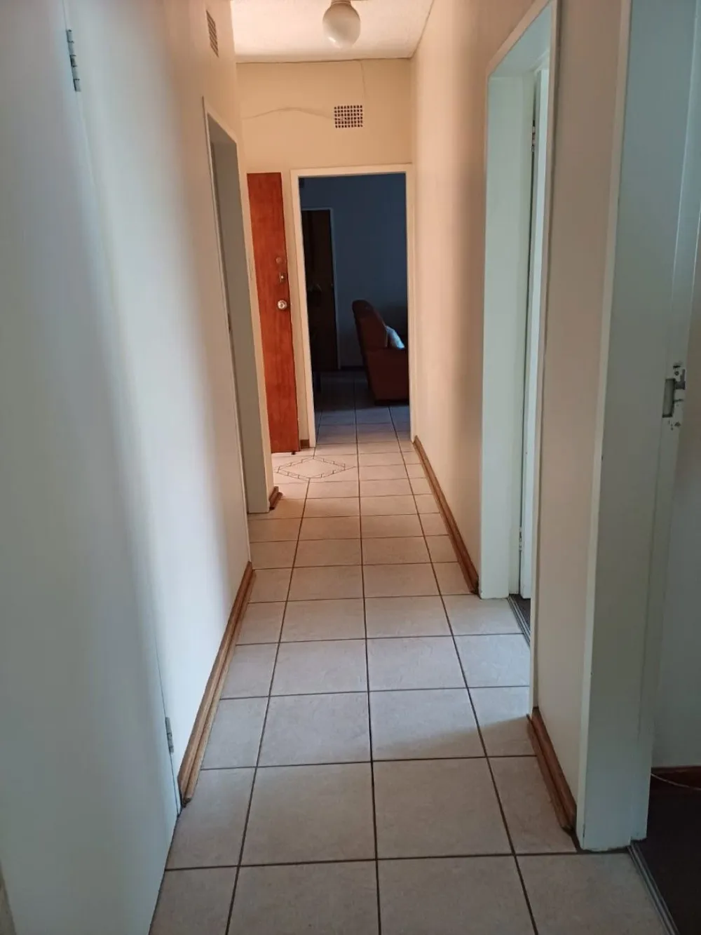 Apartment to rent in Belgravia, Kimberley - 1KJ1747071 Apartment to rent in Belgravia, Kimberley - 1KJ1747071