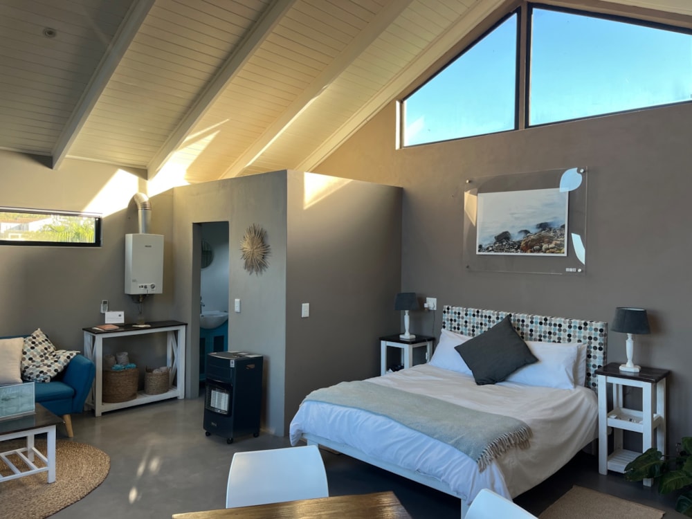 Loft to rent in Hout Bay - HYL1747081 Loft to rent in Hout Bay - HYL1747081