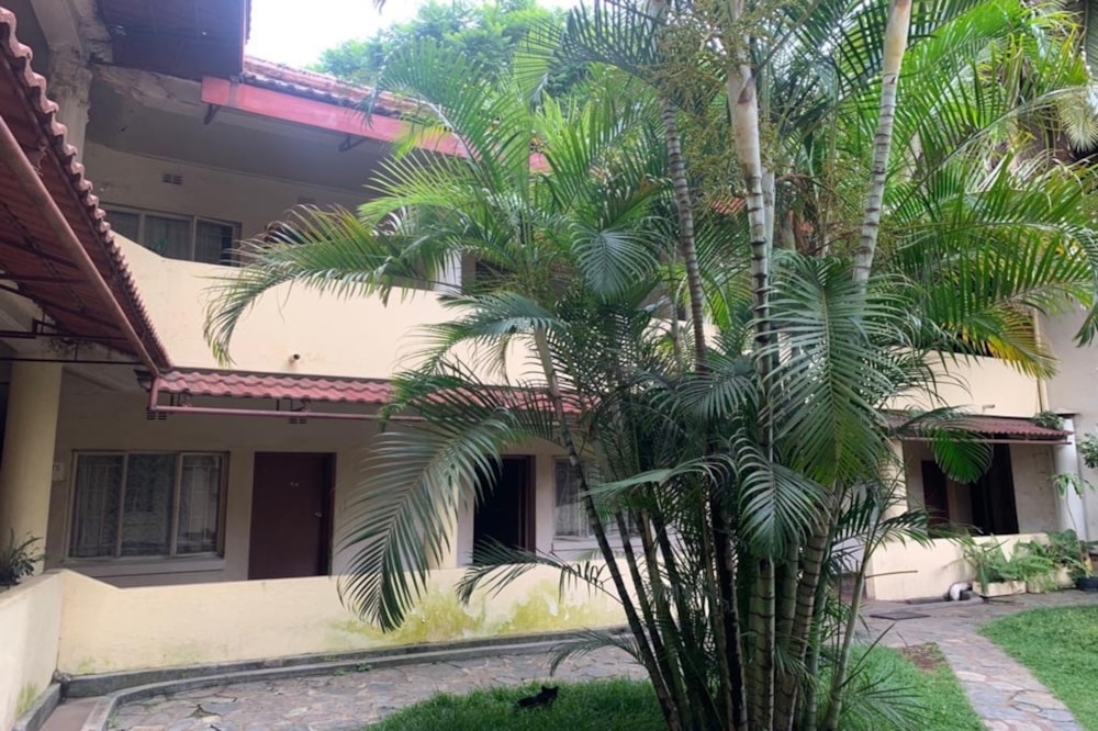 Bed & breakfast for sale in Bulawayo, Zimbabwe - 3ZB1747088 Bed & breakfast for sale in Bulawayo, Zimbabwe - 3ZB1747088