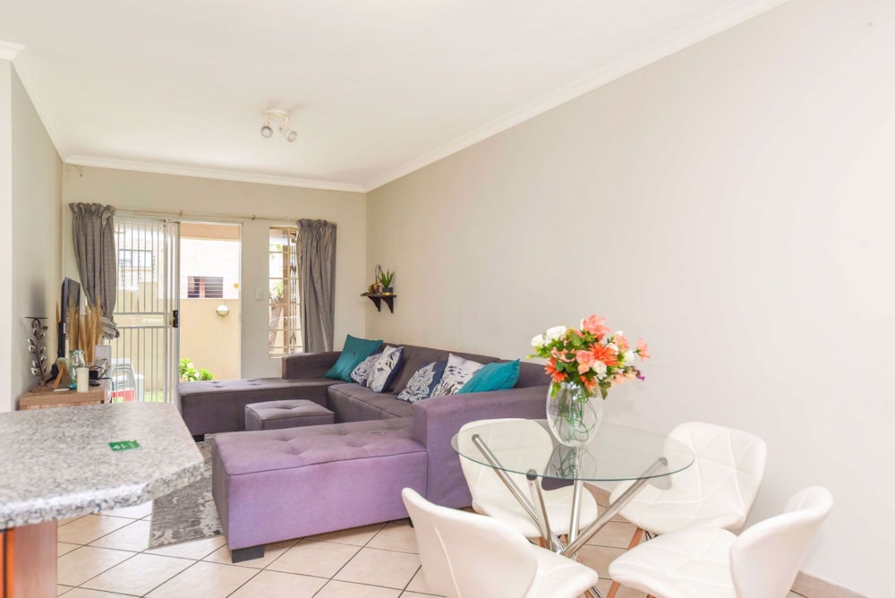 Apartment for sale in North Riding - FW1747124